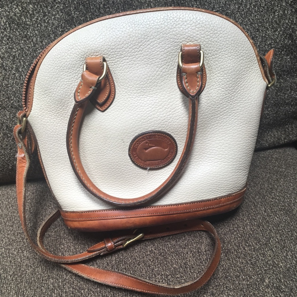 ✨ Dooney & Bourke Bag ✨